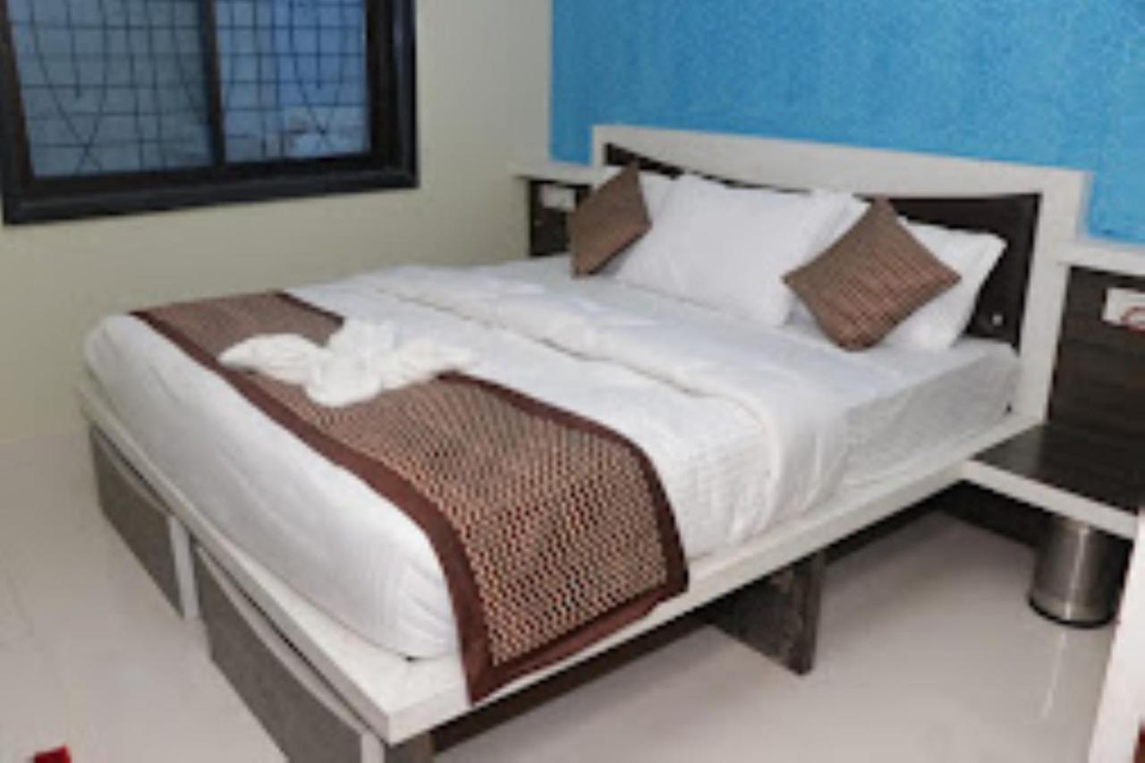 Hotel Sainath, Chhindwāra Extérieur photo